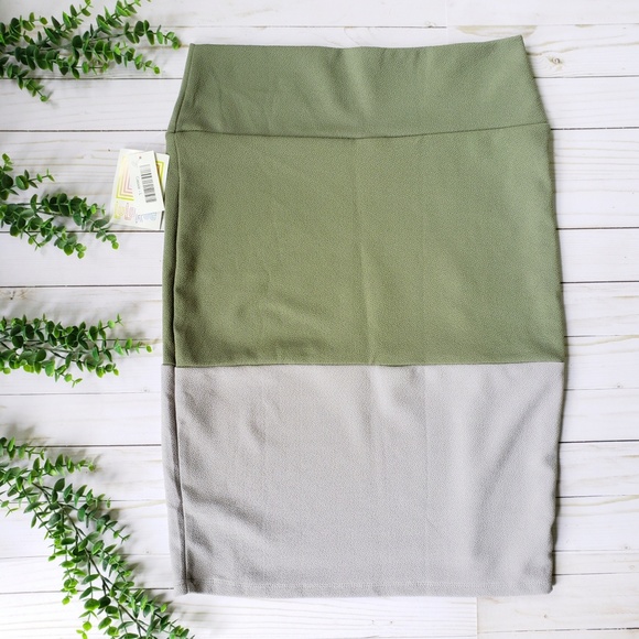 LuLaRoe Dresses & Skirts - LuLaRoe Cassie Skirt Colorblock